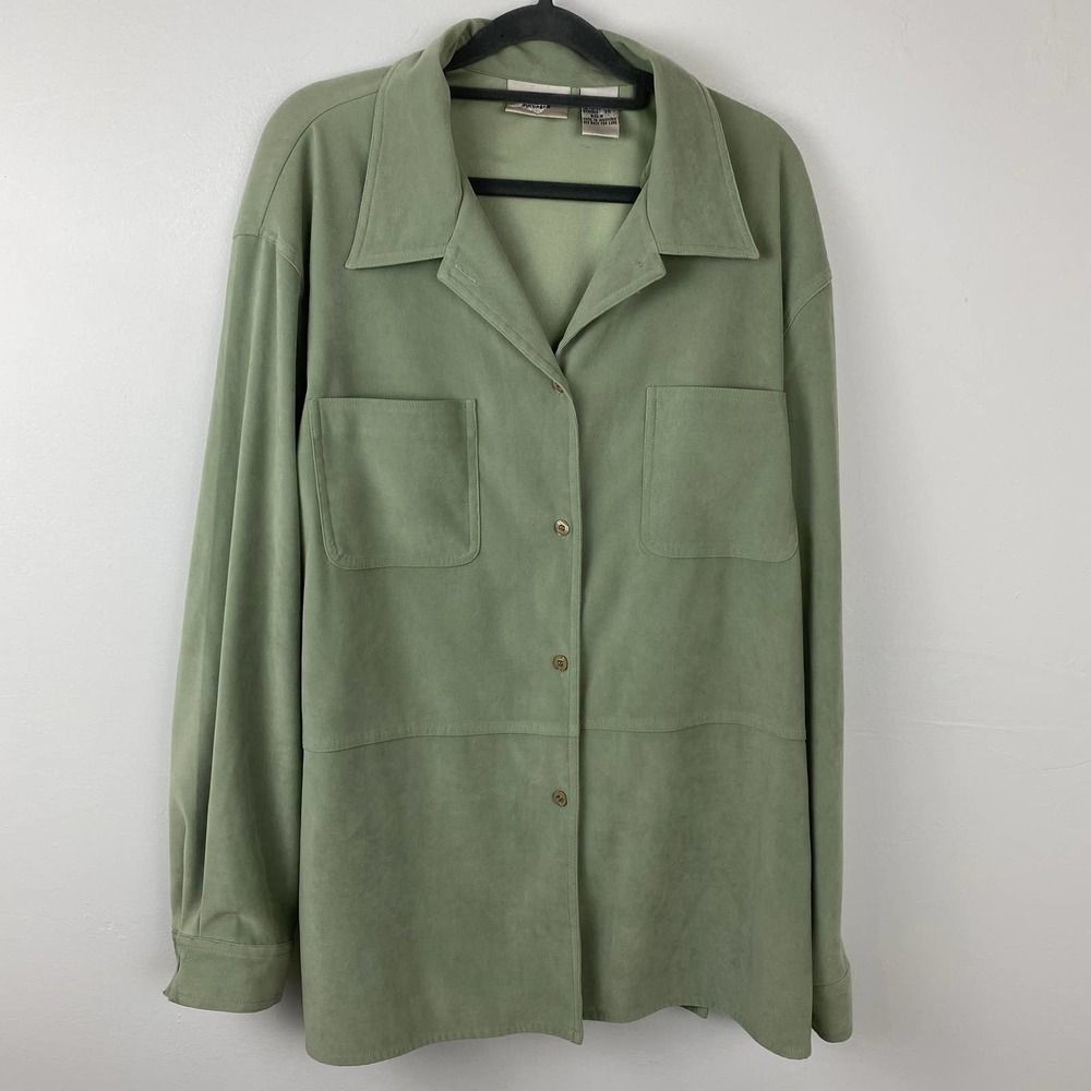 Koret, Green long sleeve button up.